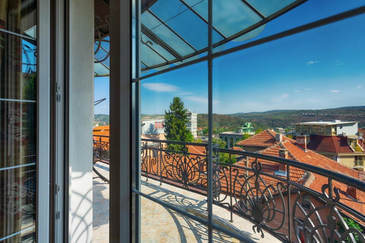 Luxury Private House In City Center Veliko Tarnovo Exterior photo