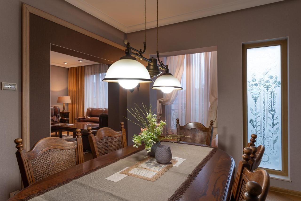 Luxury Private House In City Center Veliko Tarnovo Exterior photo
