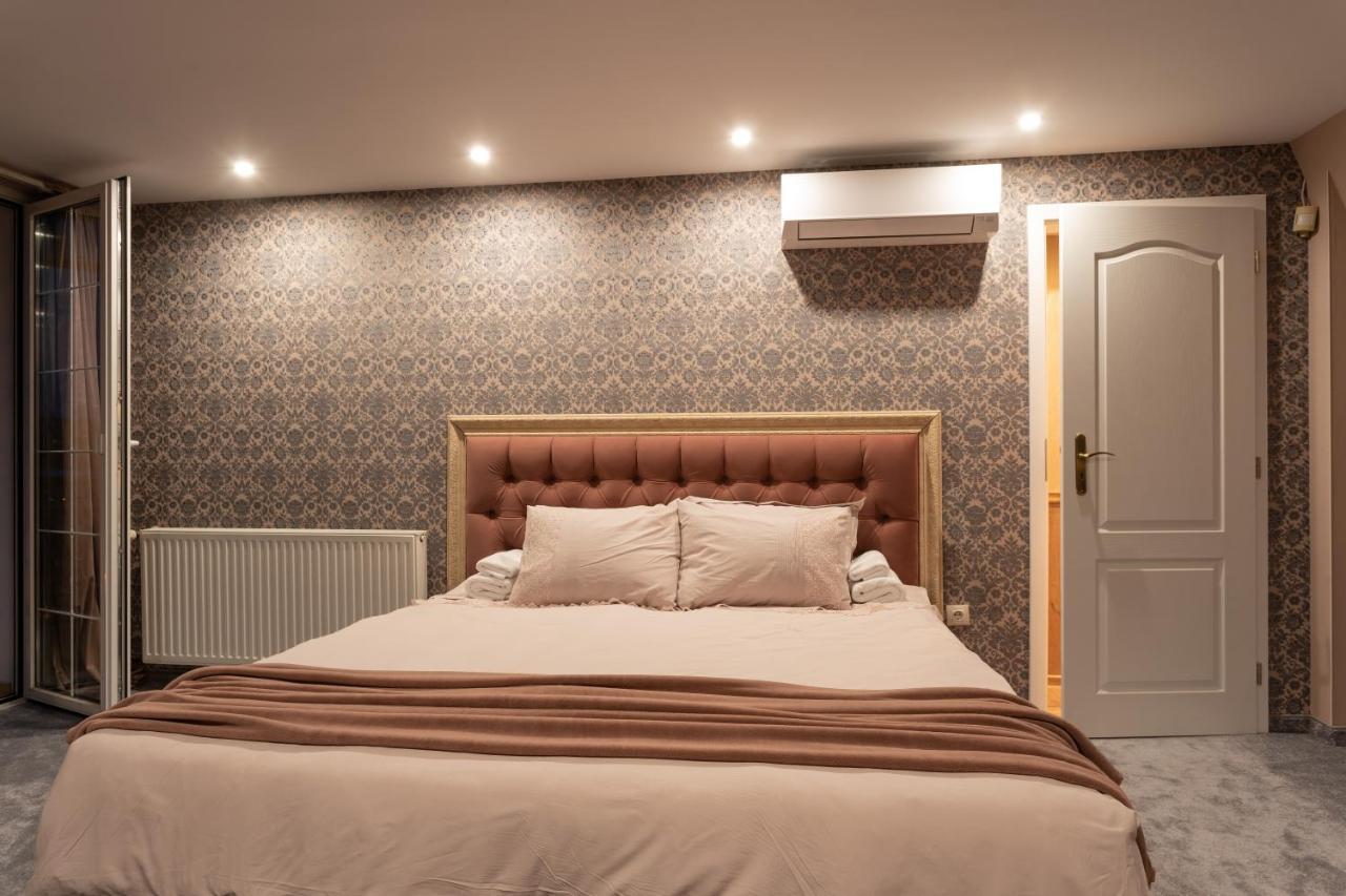 Luxury Private House In City Center Veliko Tarnovo Exterior photo